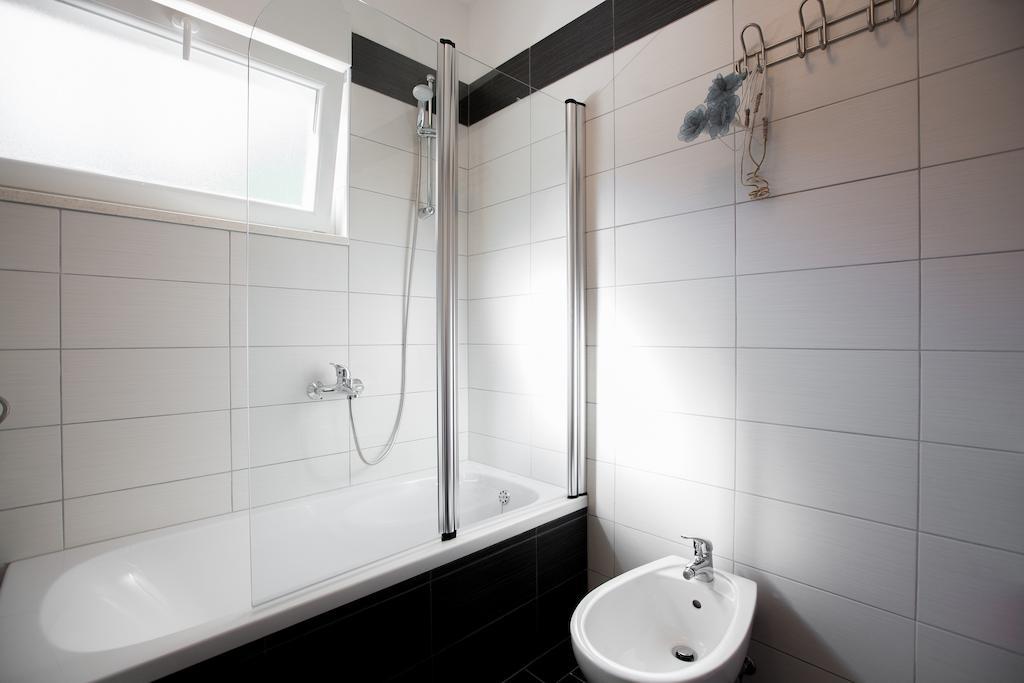 Apartment Pepi Lovran Szoba fotó