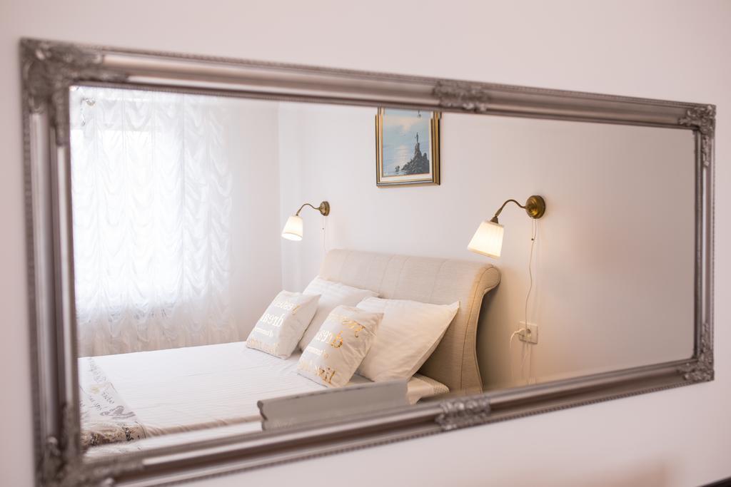 Apartment Pepi Lovran Kültér fotó